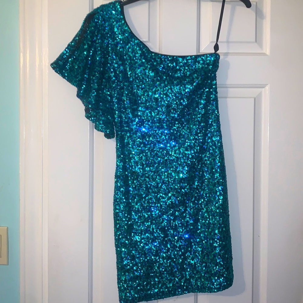 NEVER WORN One Shoulder Blue/Teal Sequin Bodycon Short Dress